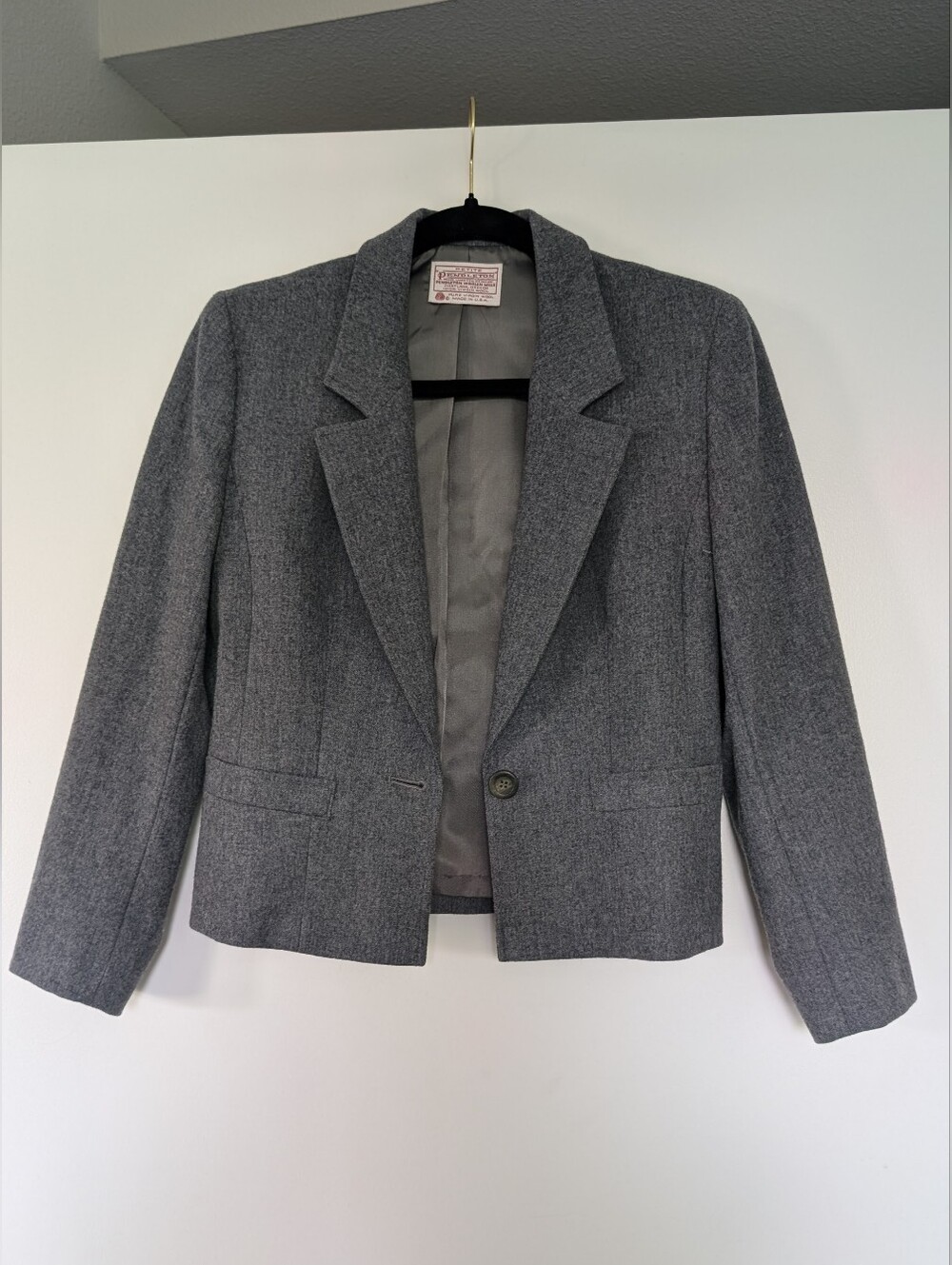 Vintage PENDLETON 100% Virgin Wool Cropped Blazer Heather Gray Made in USA 4P